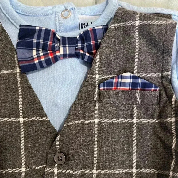 Little lad onsie (size 6-9 Months) - Picture 2 of 5